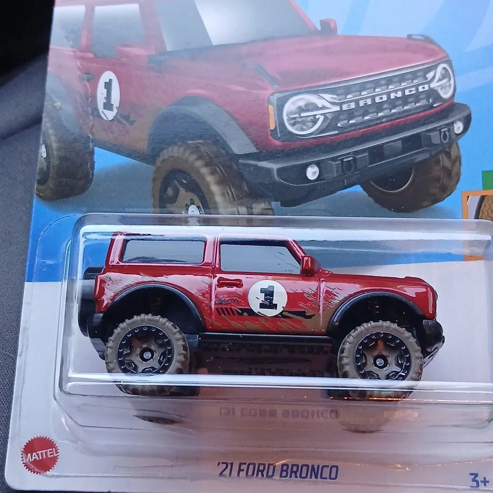 OLD AND NEW FAVES.  '57 Chevy and '21 Ford Bronco HOT WHEELS Toy Cars - Picture 4 of 4